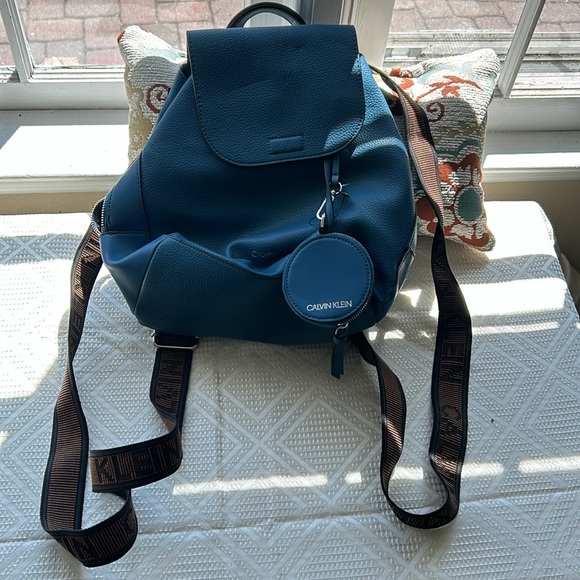 Calvin Klein Millie Backpack NWT - Picture 3 of 8